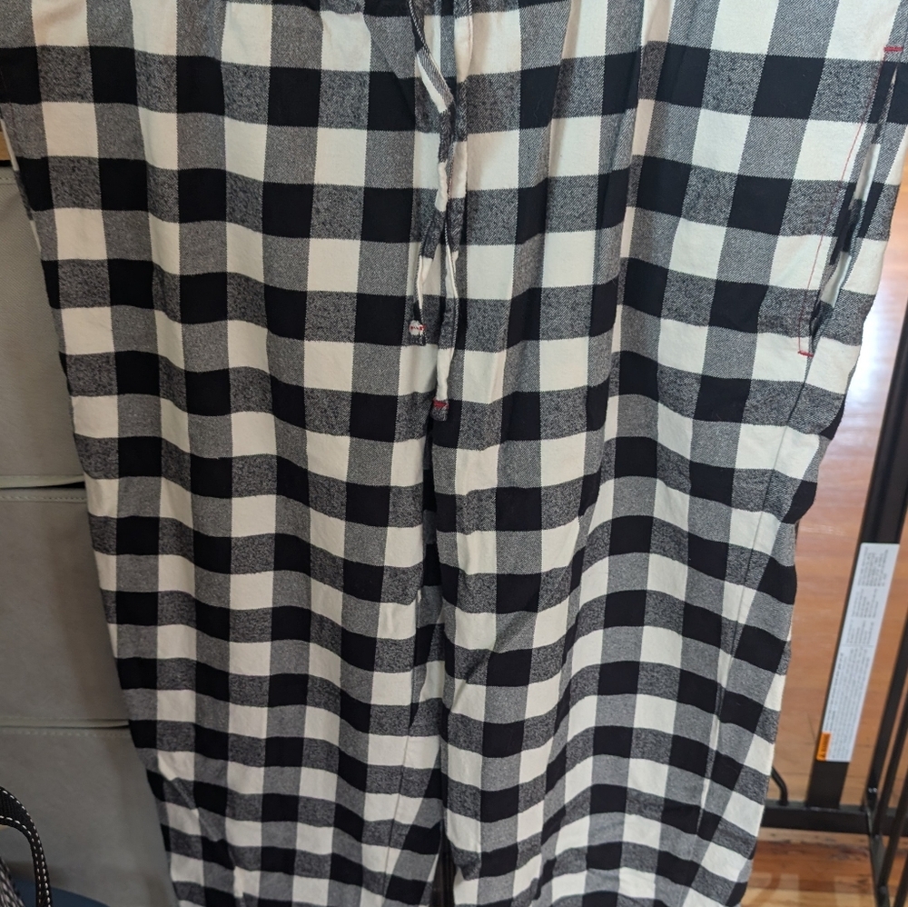 Hanna Anderson Black And White Flannel PJ Pants Size Large - Picture 4 of 7